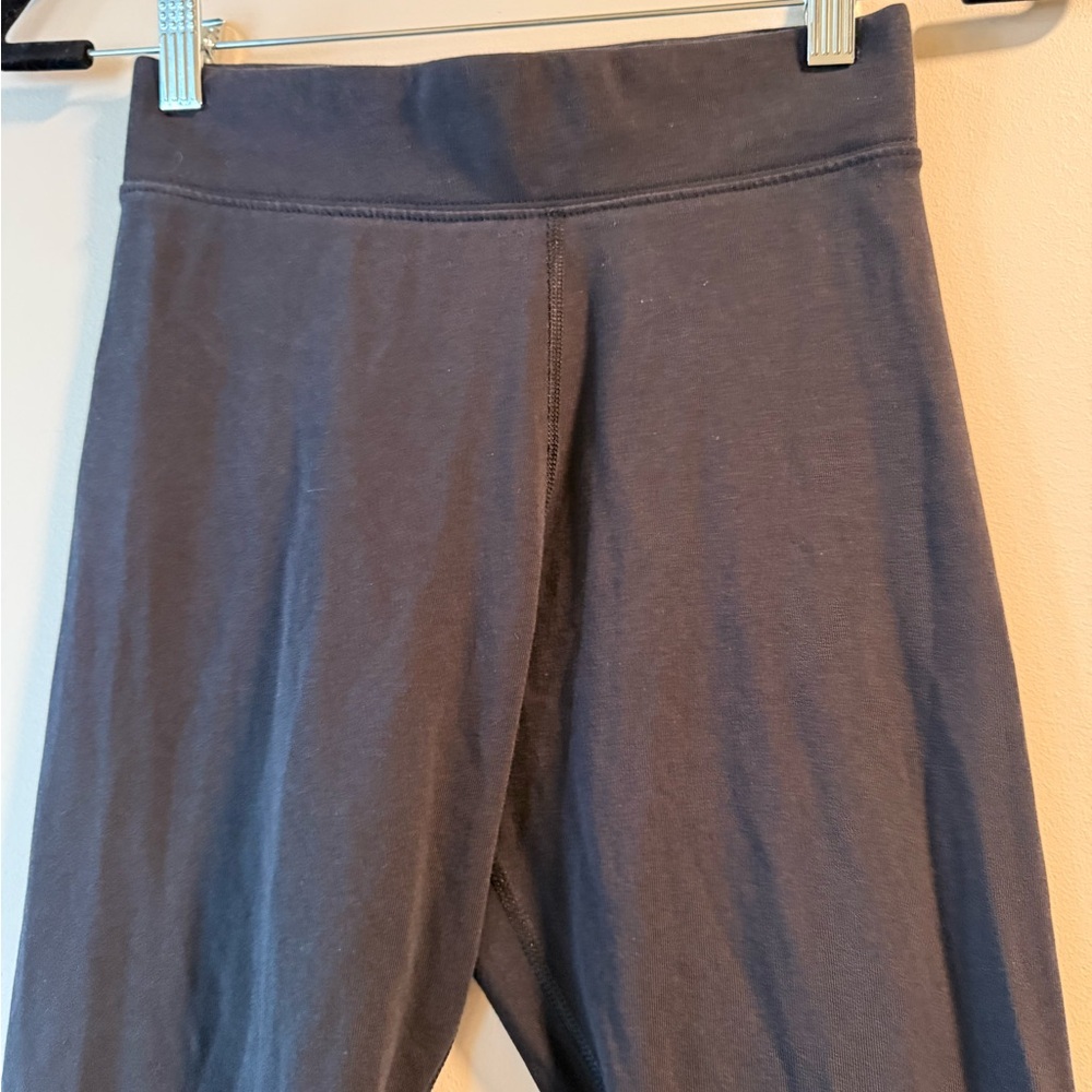 Nike Women's Black and White Logo Leggings Size Small - Picture 6 of 8